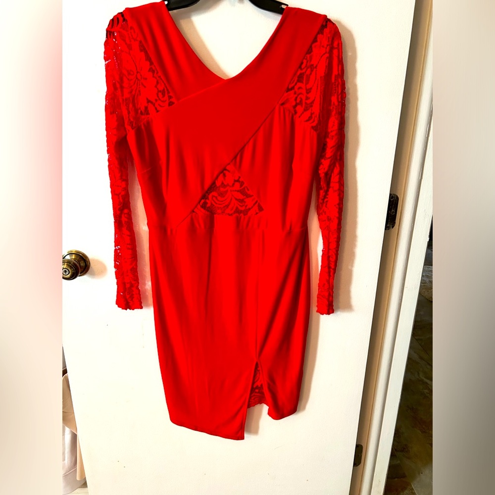 Red Elegance by VENUS, knee length | M